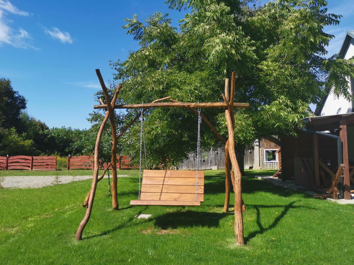 Apartamento Agrochalupki Korczowa Exterior foto